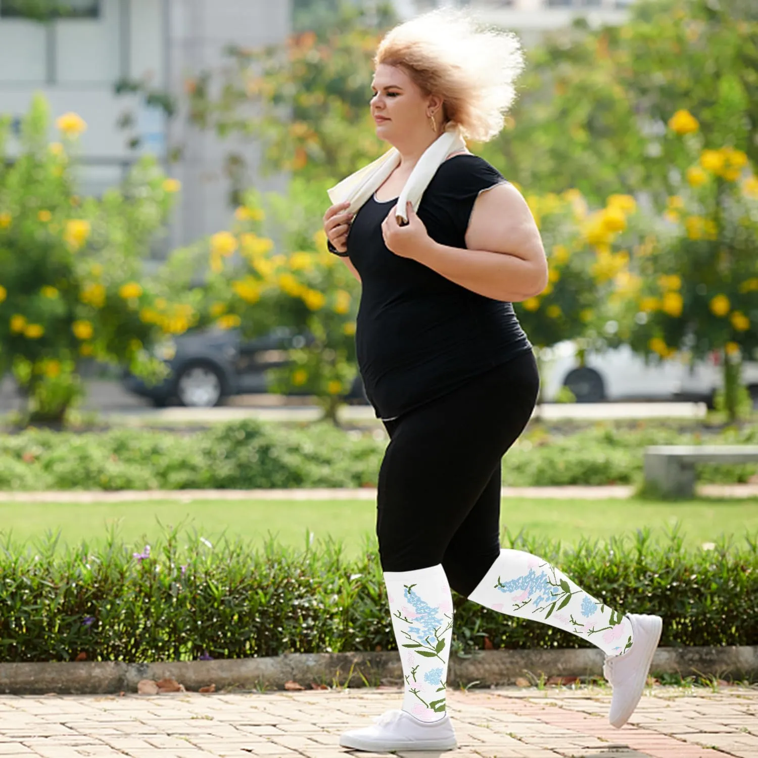 Diu Life Plus Size Compression Socks for Women & Men 15-20 mmhg Extra Wide Calf Knee High Support Socks for Circulation