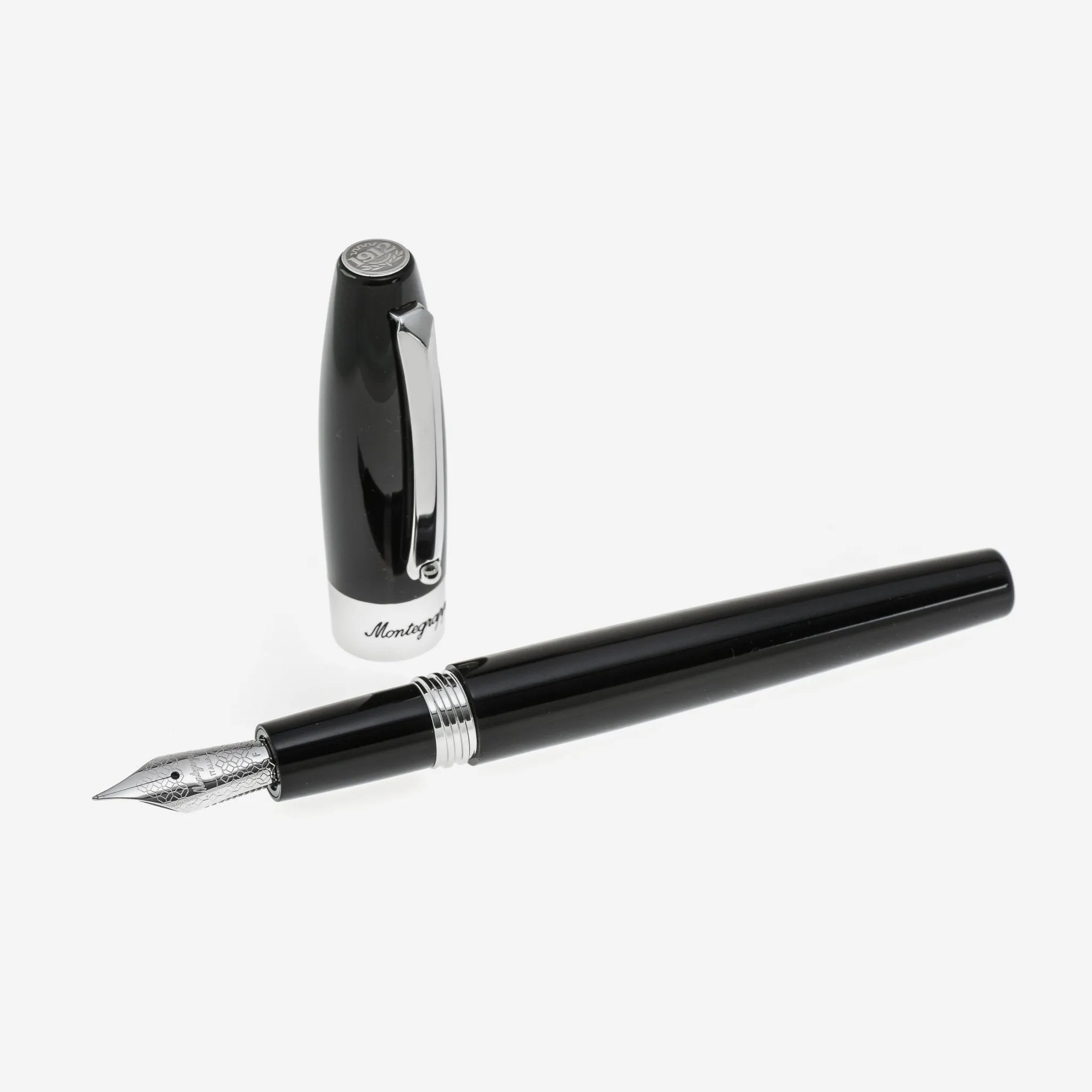 Montegrappa Fortuna Fountain Pen (F) ISFOR2PC