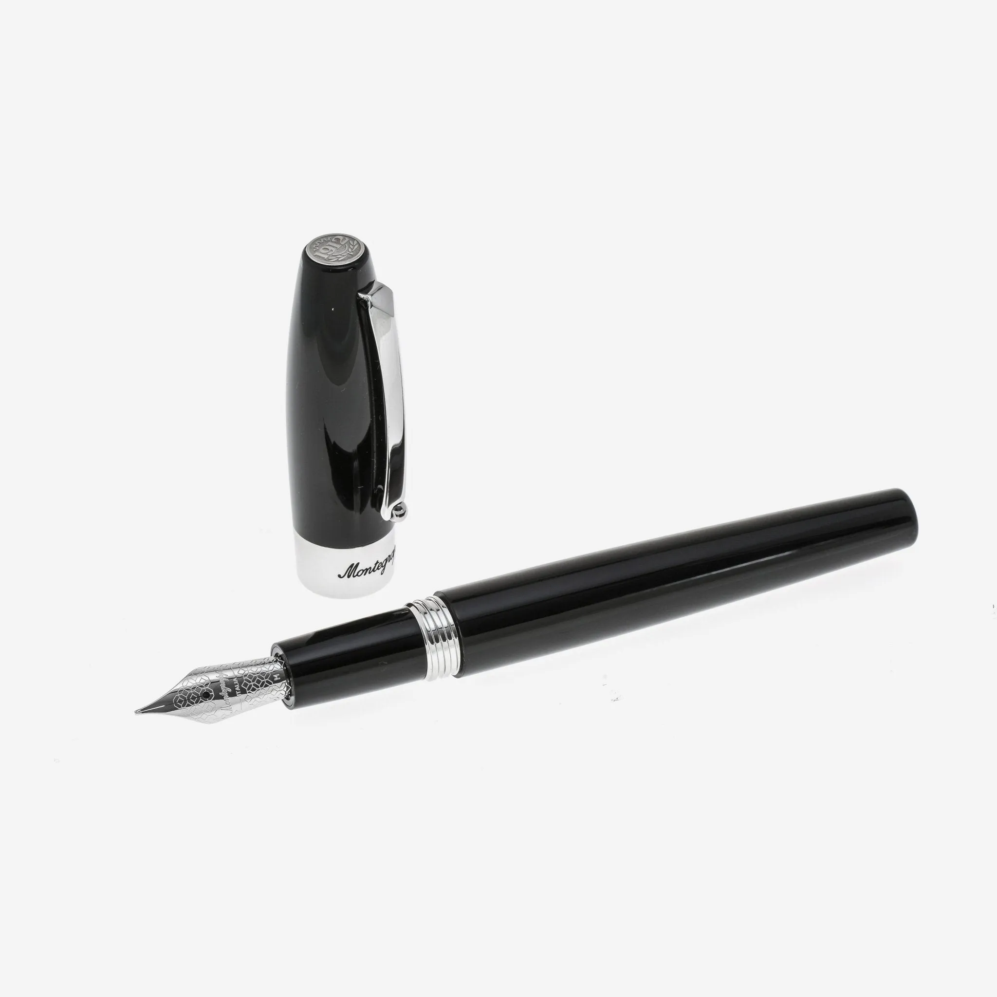 Montegrappa Fortuna Fountain Pen (M) ISFOR3PC