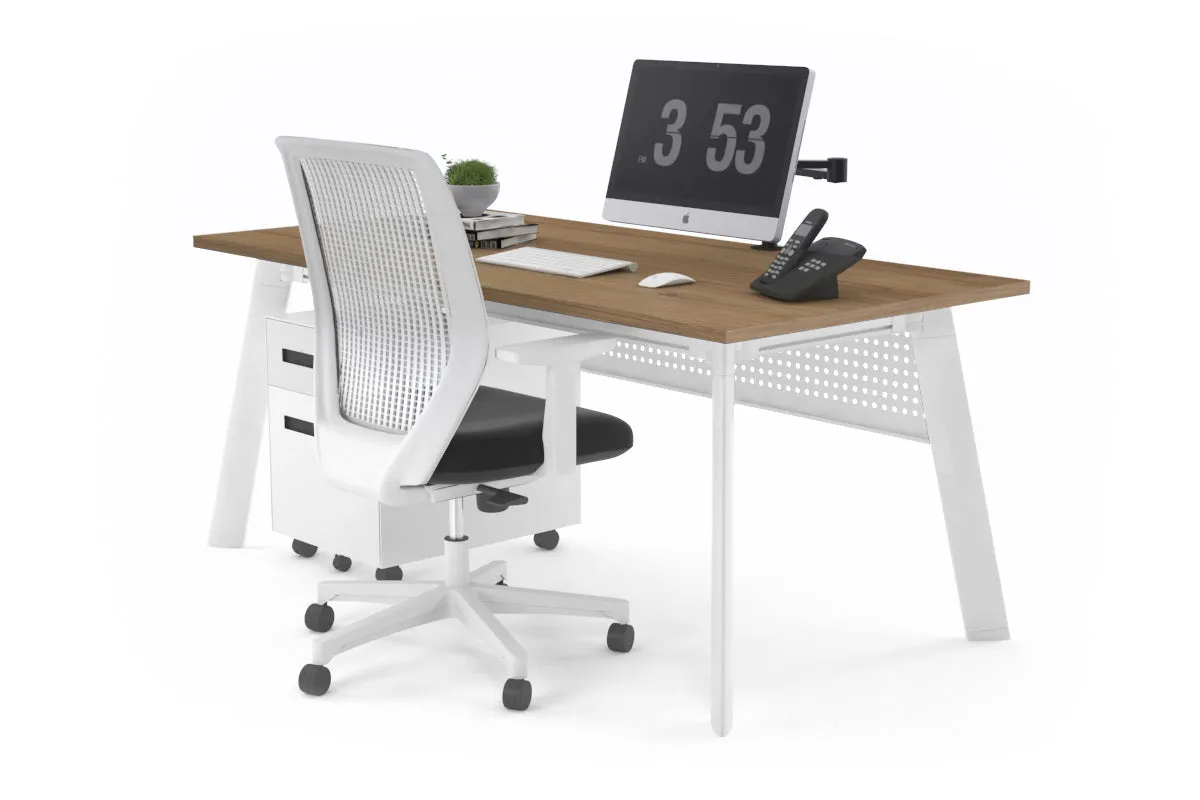 Switch Executive Desk [1200L x 700W]
