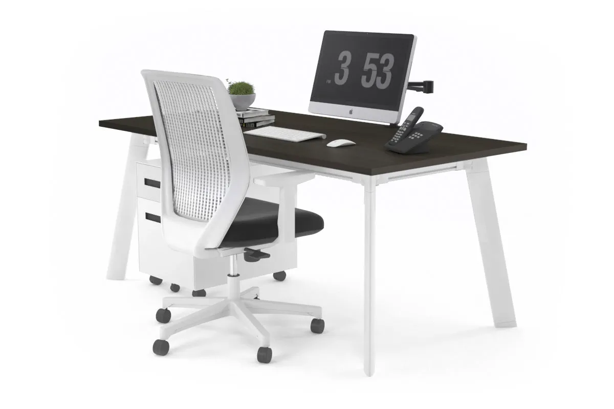Switch Executive Desk [1200L x 700W]