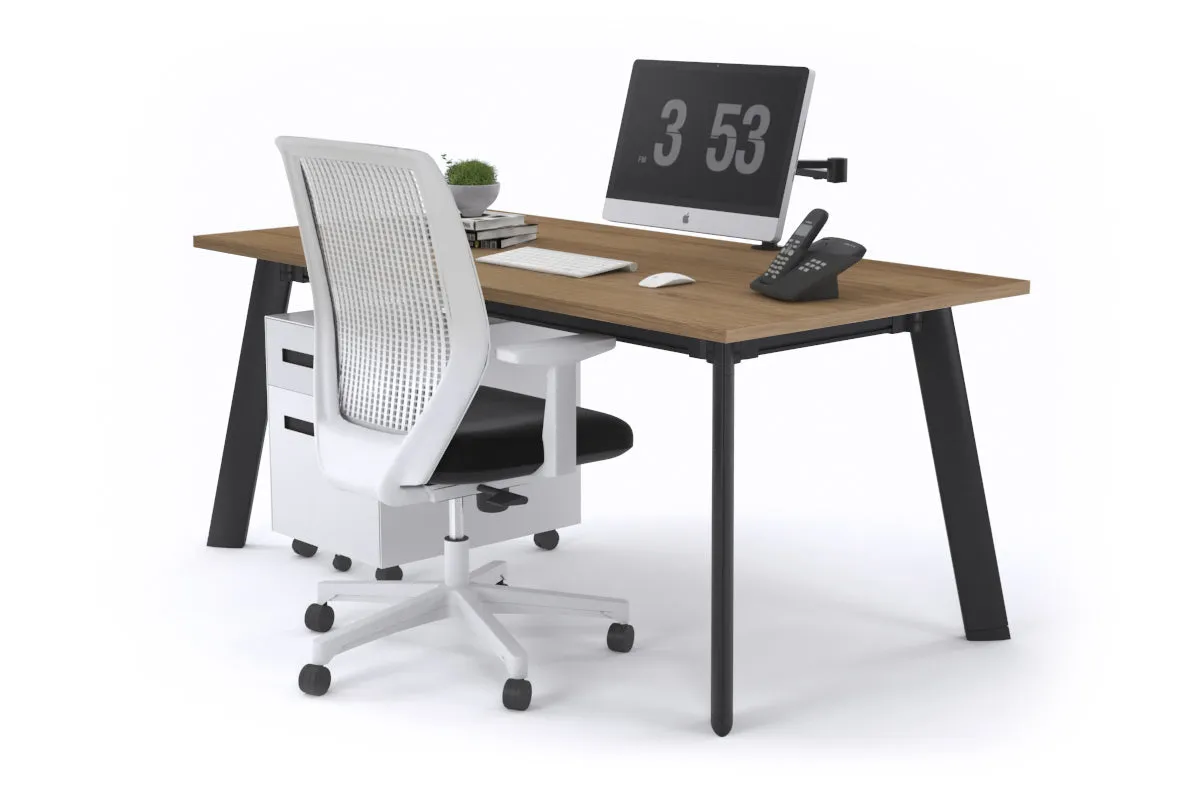 Switch Executive Desk [1200L x 700W]