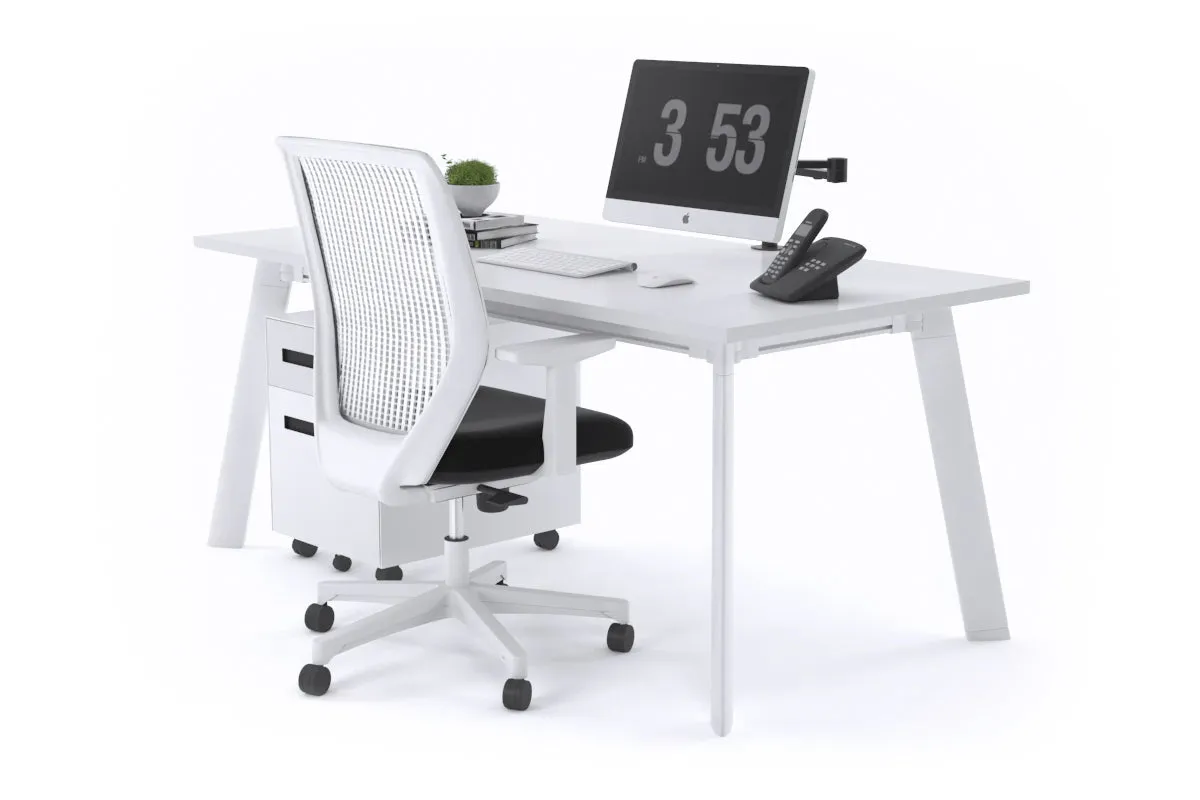 Switch Executive Desk [1200L x 700W]