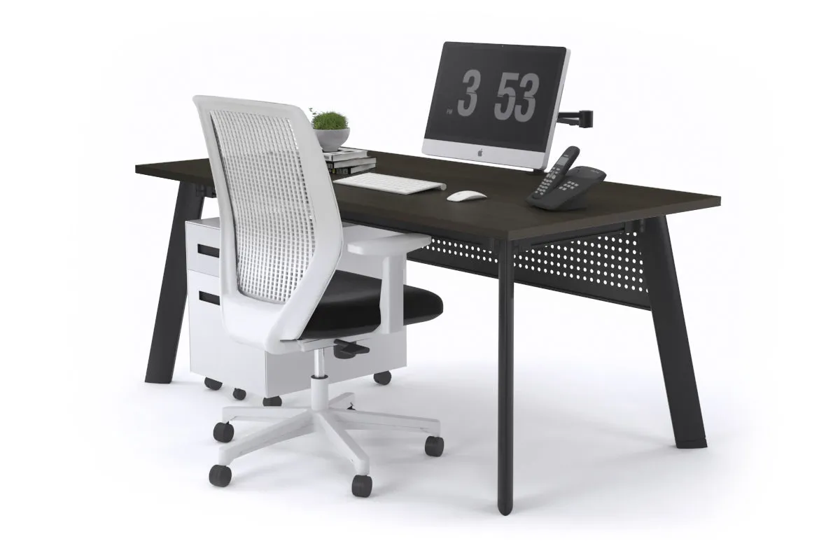 Switch Executive Desk [1200L x 700W]