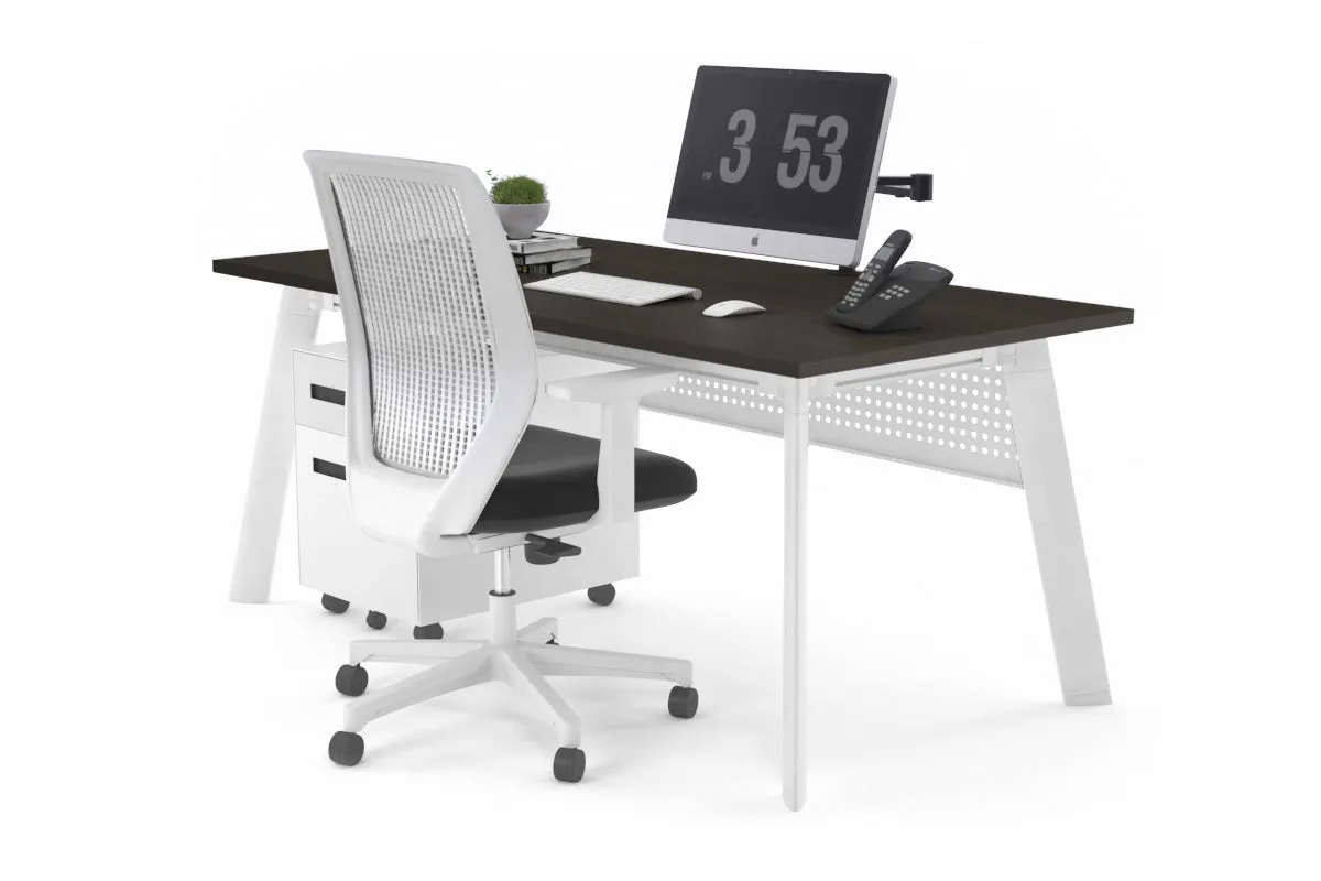 Switch Executive Desk [1200L x 700W]